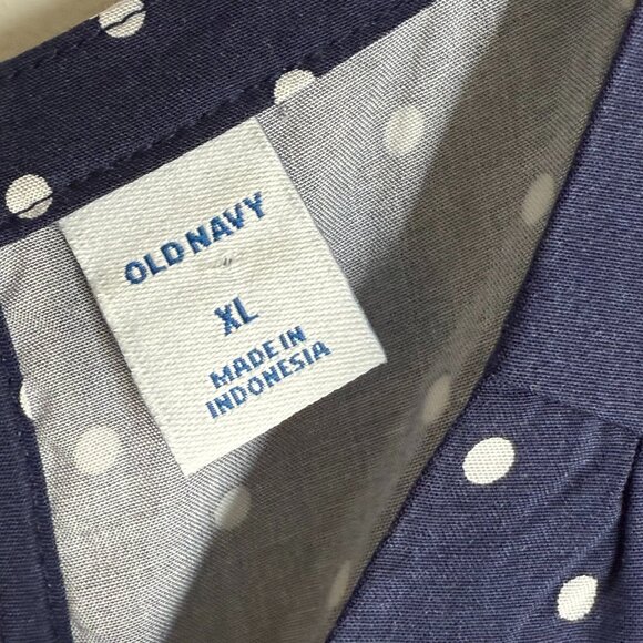 NWT Old Navy VNeck Blue Sleeveless Top w White Polka Dots Keyhole Back Womens XL - Picture 4 of 7